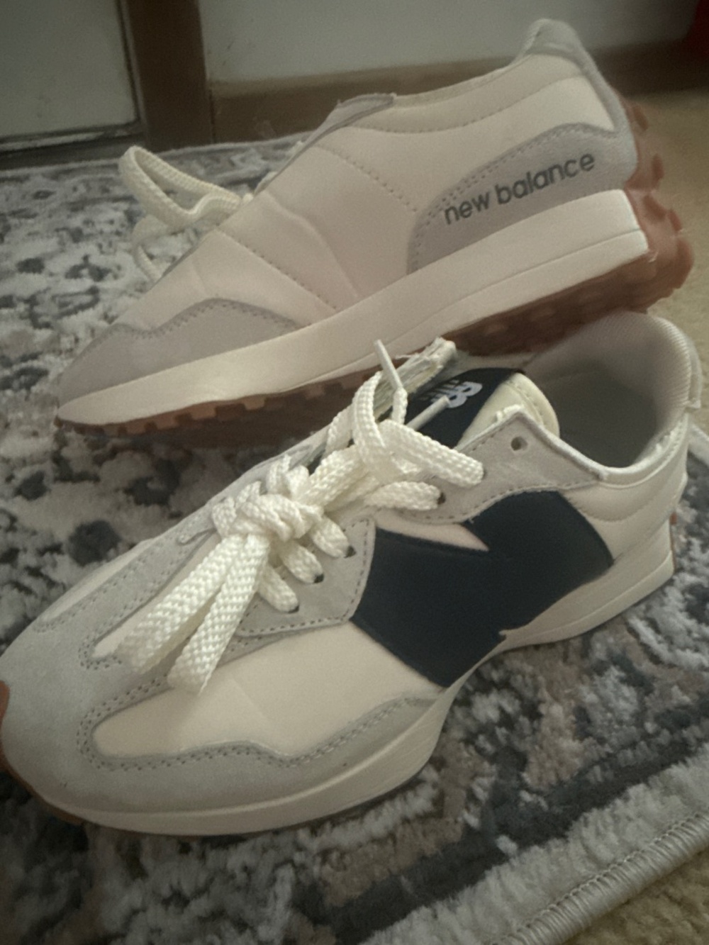 New Balance - Picture 5 of 5